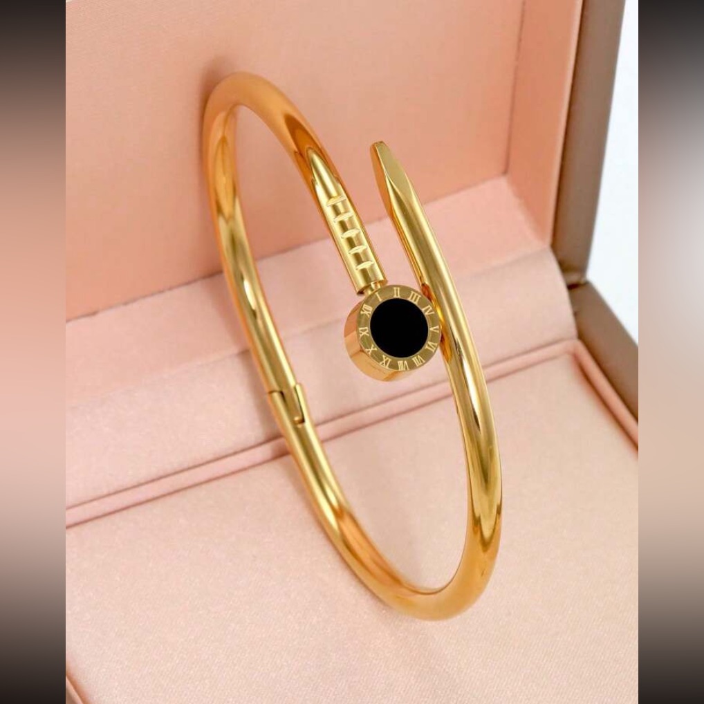 18k Gold Plated Stainless Steel Roman Numeral Nail Bracelet